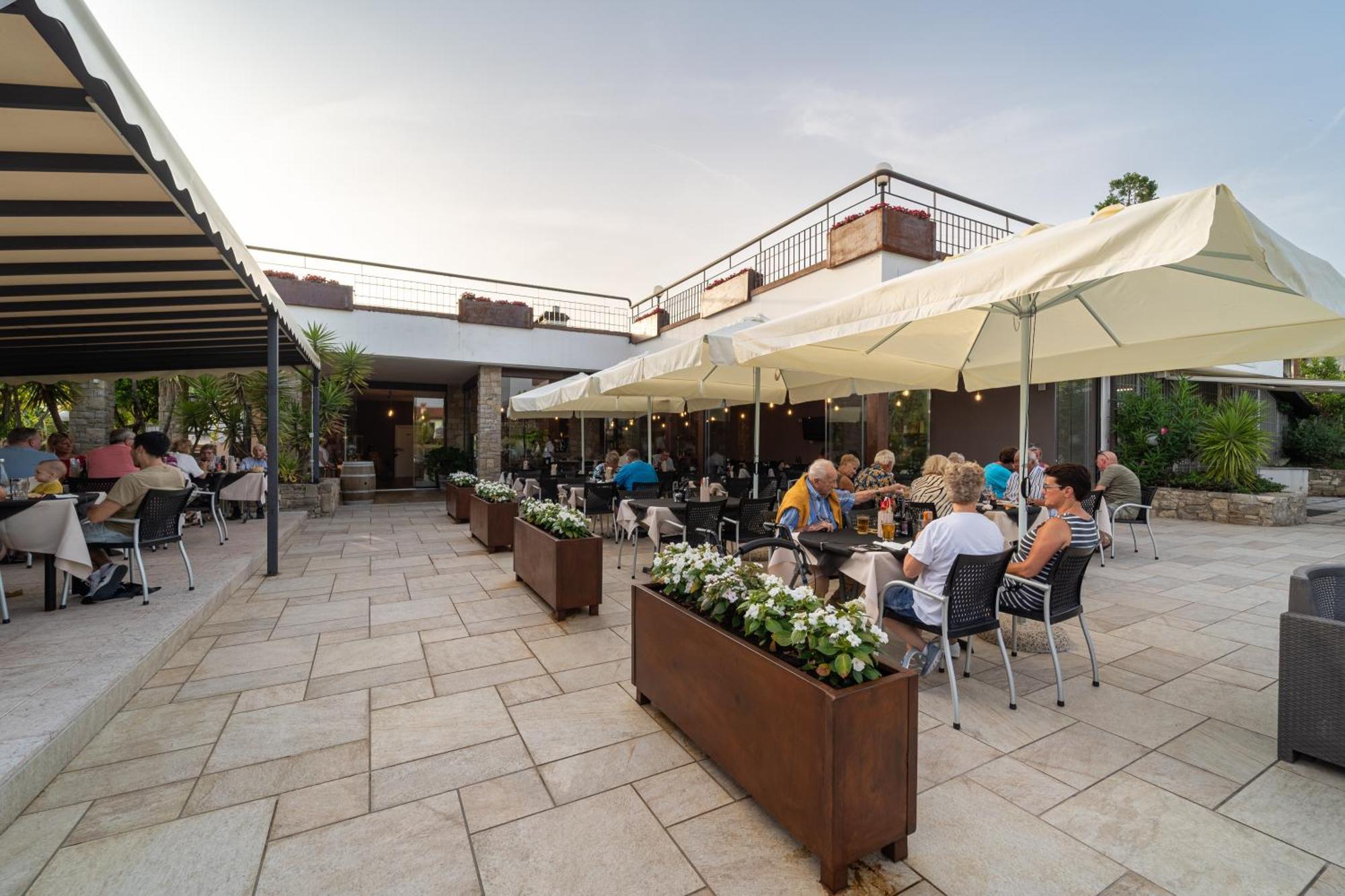 Residence Primera Moniga del Garda Экстерьер фото
