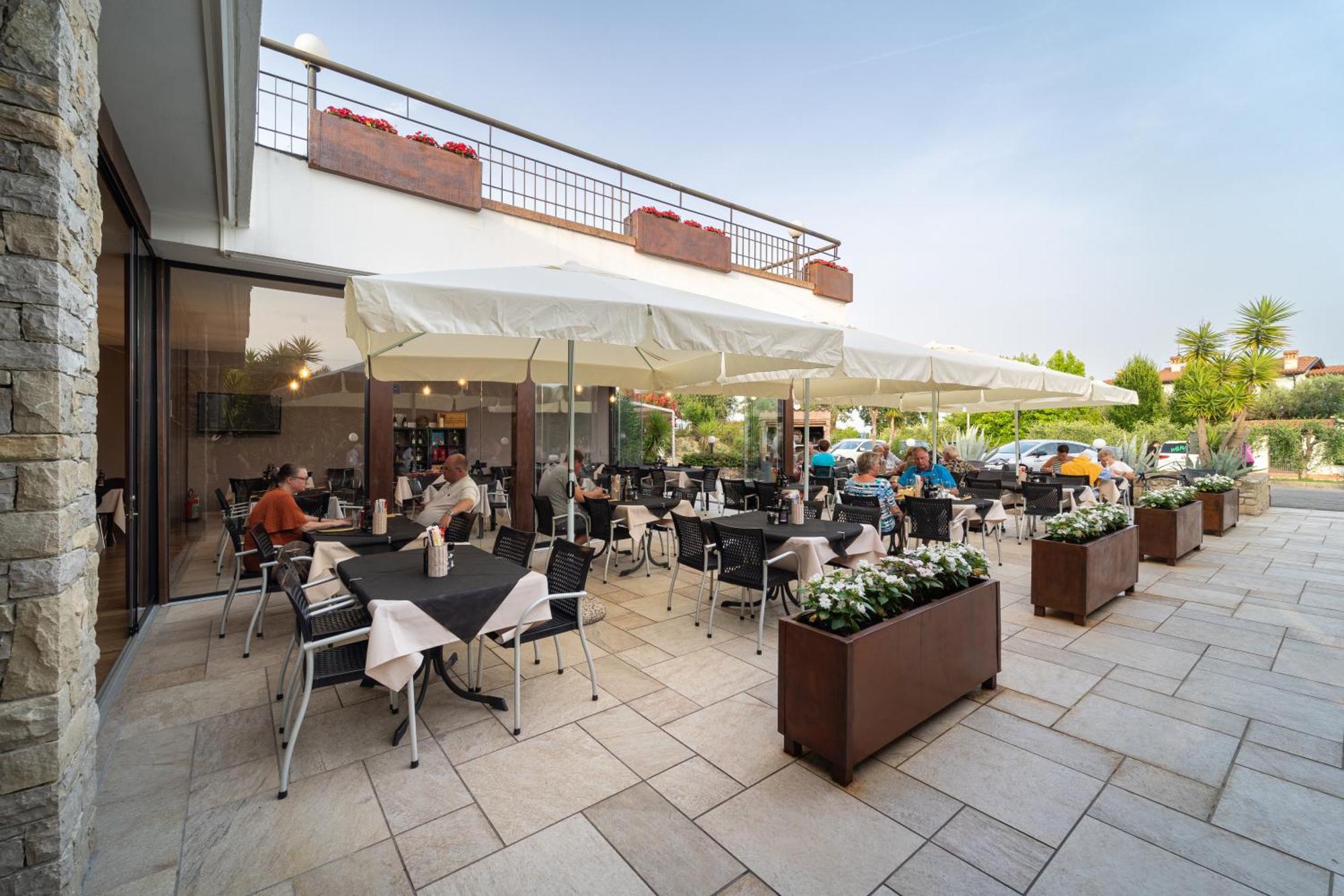 Residence Primera Moniga del Garda Экстерьер фото